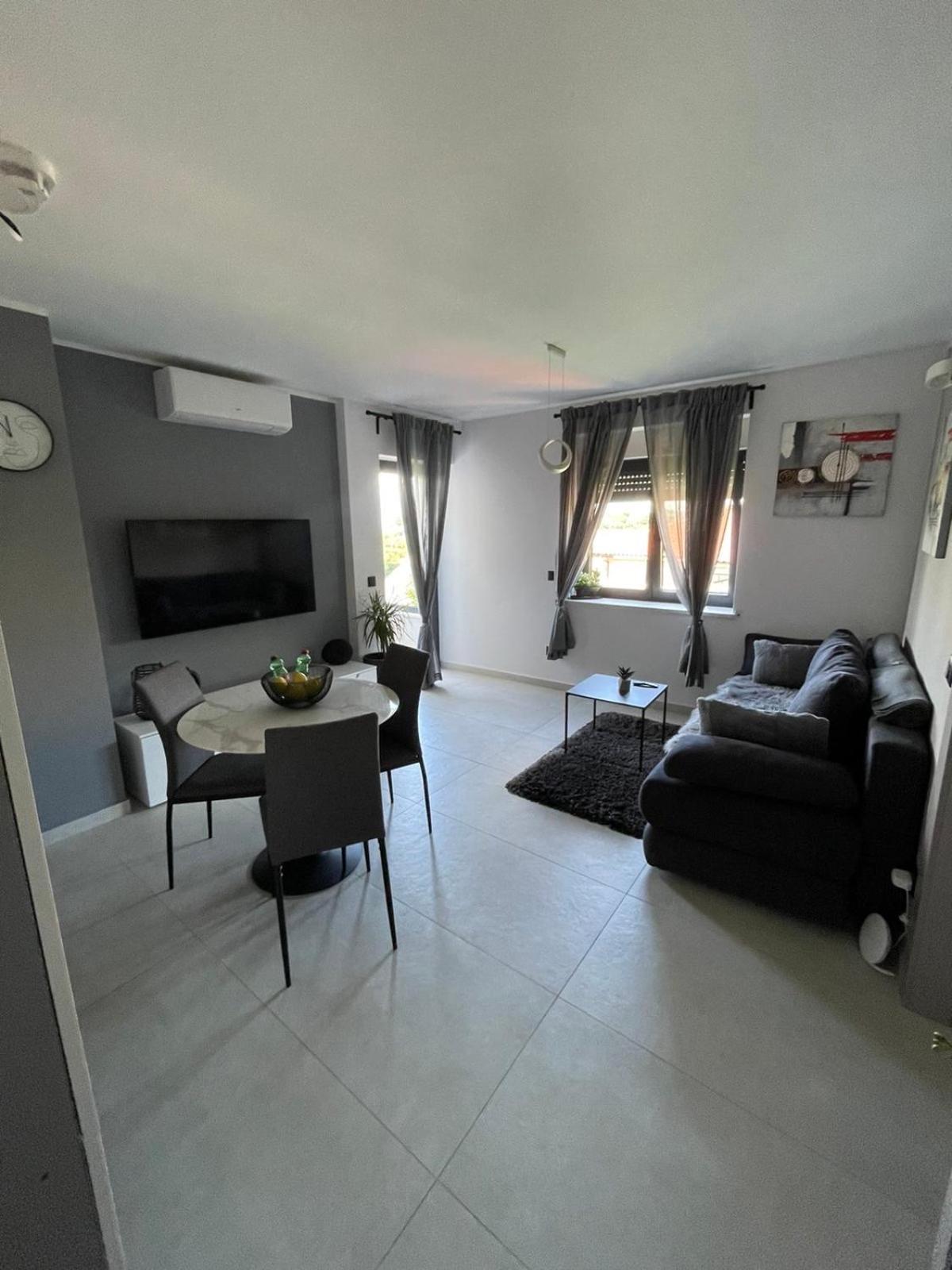 Rijeka Relax Apartment With Parking エクステリア 写真