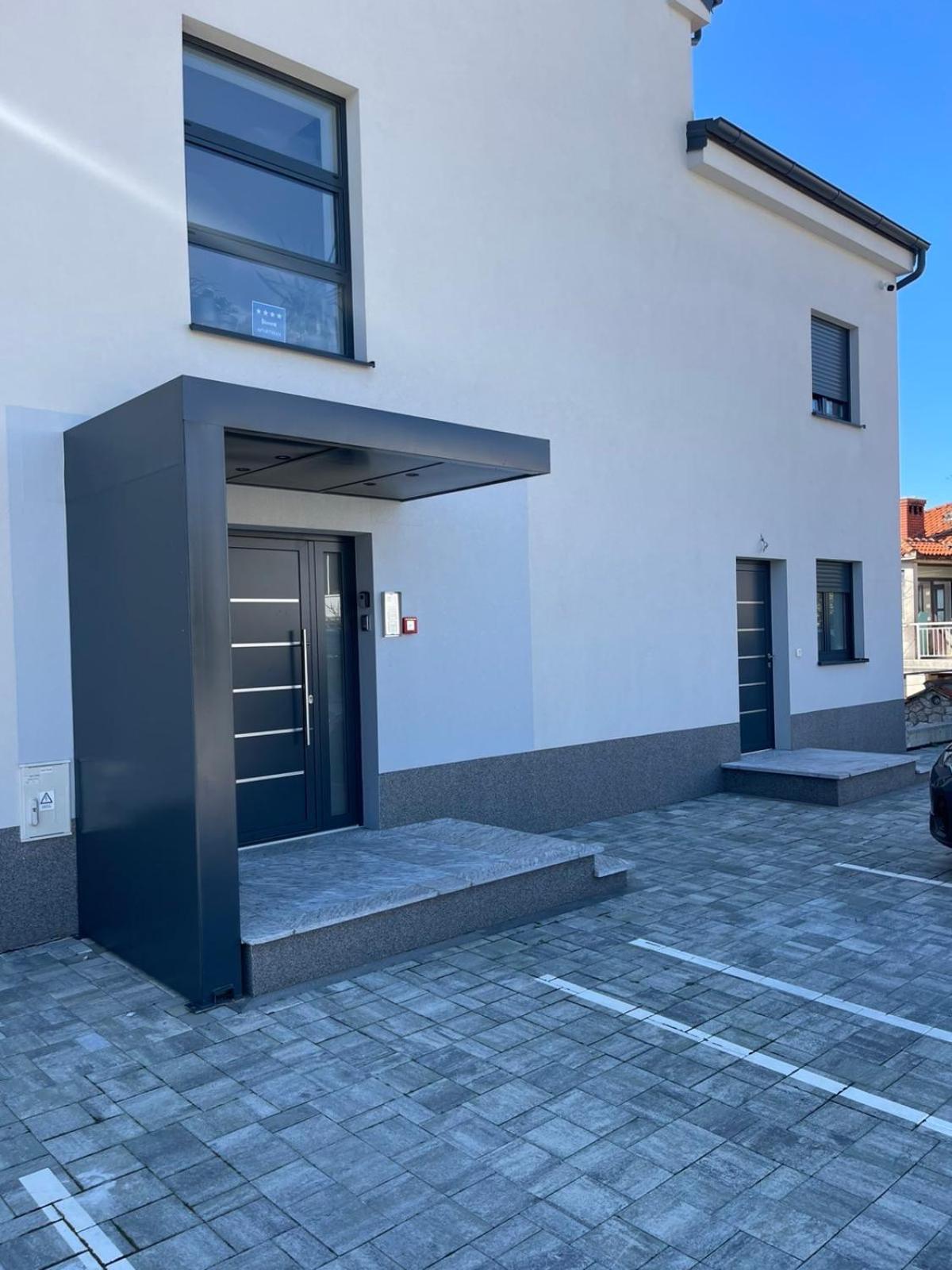 Rijeka Relax Apartment With Parking エクステリア 写真